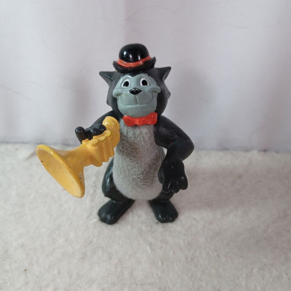 Disney Aristocats Scat Cat Figure Toy Flocked Belly Trumpet Vintage Character
